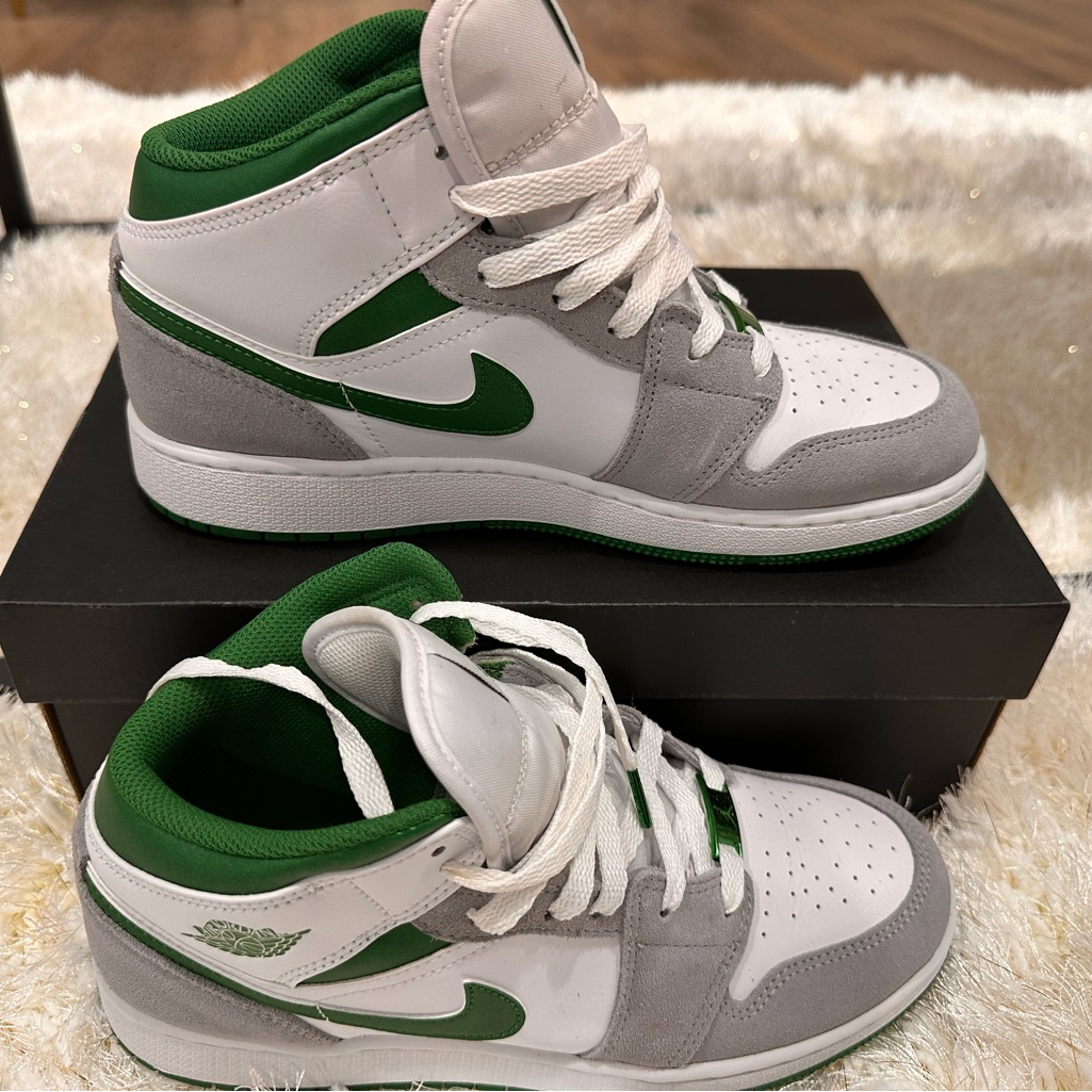 Air Jordan 1